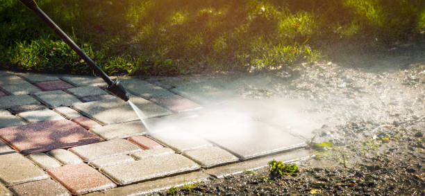 Best Gutter Cleaning  in Montague, CA
